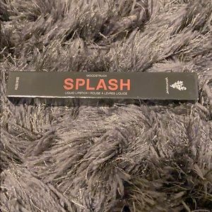Younique Splash Lipstick